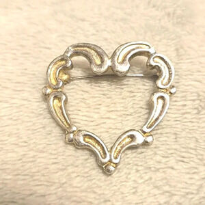 #383 Vintage PD Premium Desighln Heart Shape